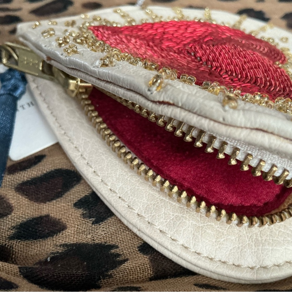 Anthropologie Cream and Red Coin Purse - Picture 4 of 5